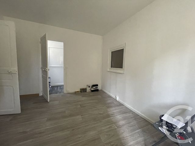 Appartement F2 &agrave; louer - 2 pi&egrave;ces - 46 m2 - Nemours - 77 - ILE-DE-FRANCE