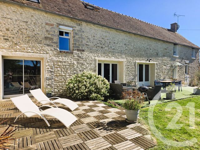 Maison 6 pièces 190 m² · à Ichy · 190 m² · 335 000 €
