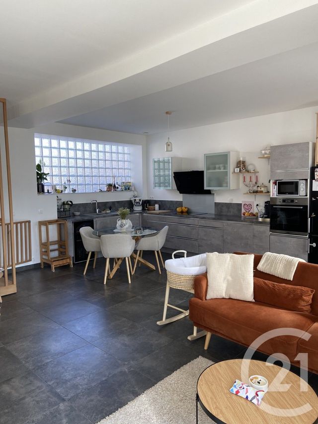 Maison &agrave; louer - 5 pi&egrave;ces - 110 m2 - Poligny - 77 - ILE-DE-FRANCE