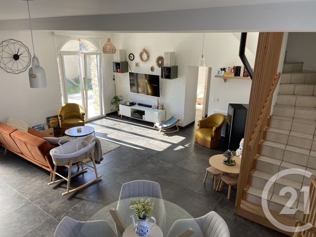 Maison &agrave; louer - 5 pi&egrave;ces - 110 m2 - Poligny - 77 - ILE-DE-FRANCE