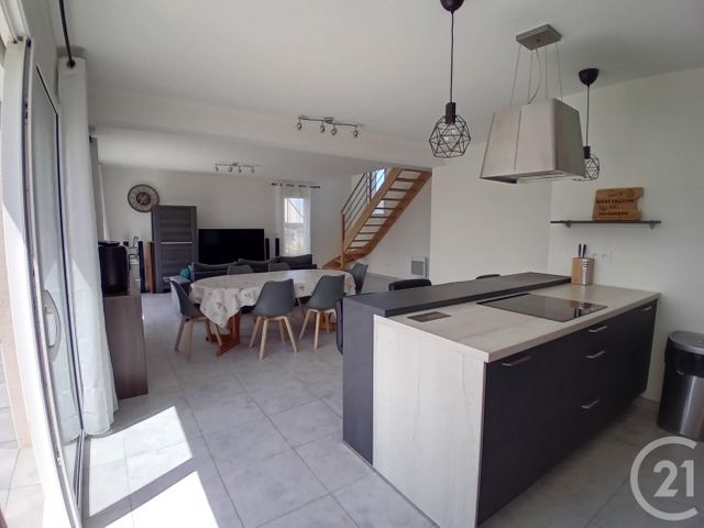 Maison à vendre - 6 pièces - 122 m2 - Graye Sur Mer - 14 - BASSE-NORMANDIE