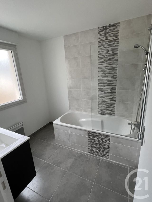 Maison à louer - 5 pièces - 95,73 m2 - Benouville - 14 - BASSE-NORMANDIE