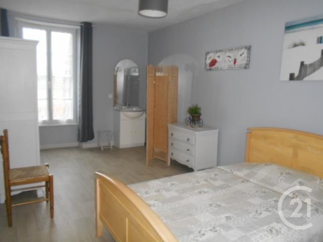 Maison &agrave; louer - 5 pi&egrave;ces - 120 m2 - Ver Sur Mer - 14 - BASSE-NORMANDIE