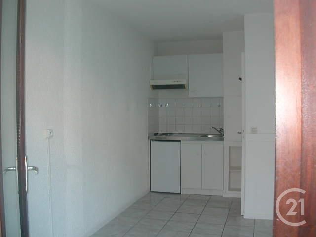 Appartement Studio &agrave; louer - 1 pi&egrave;ce - 16,30 m2 - Courseulles Sur Mer - 14 - BASSE-NORMANDIE