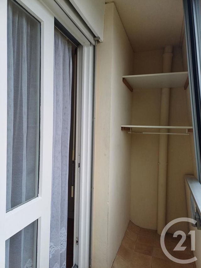 Appartement Studio &agrave; louer - 1 pi&egrave;ce - 15 m2 - Courseulles Sur Mer - 14 - BASSE-NORMANDIE