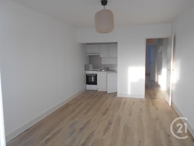 Appartement F2 &agrave; louer - 2 pi&egrave;ces - 40,80 m2 - Courseulles Sur Mer - 14 - BASSE-NORMANDIE