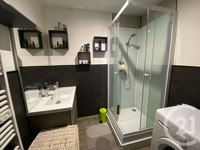 Appartement T2 &agrave; vendre - 2 pi&egrave;ces - 45,29 m2 - Bernieres Sur Mer - 14 - BASSE-NORMANDIE