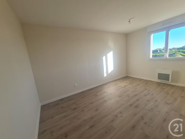 Maison &agrave; louer - 5 pi&egrave;ces - 96 m2 - Blainville Sur Orne - 14 - BASSE-NORMANDIE