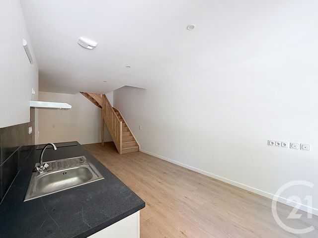 Appartement F3 &agrave; louer - 3 pi&egrave;ces - 69,44 m2 - Troyes - 10 - CHAMPAGNE-ARDENNE