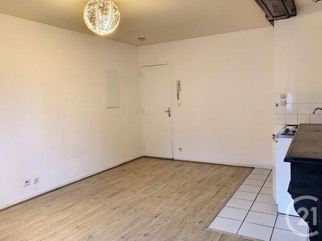 Appartement F1 à louer - 1 pièce - 24 m2 - Troyes - 10 - CHAMPAGNE-ARDENNE