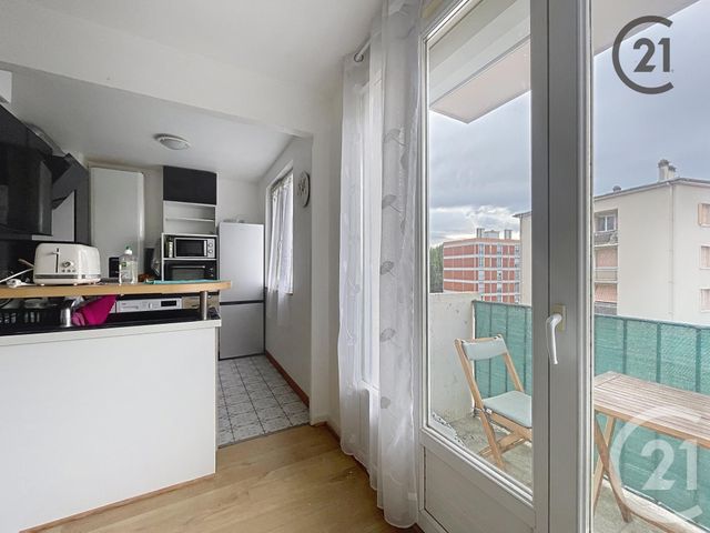 Appartement T5 &agrave; vendre - 5 pi&egrave;ces - 70,55 m2 - Troyes - 10 - CHAMPAGNE-ARDENNE