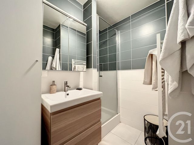 Appartement T5 &agrave; vendre - 5 pi&egrave;ces - 70,55 m2 - Troyes - 10 - CHAMPAGNE-ARDENNE