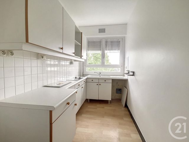 Appartement T2 &agrave; louer - 2 pi&egrave;ces - 66 m2 - Troyes - 10 - CHAMPAGNE-ARDENNE