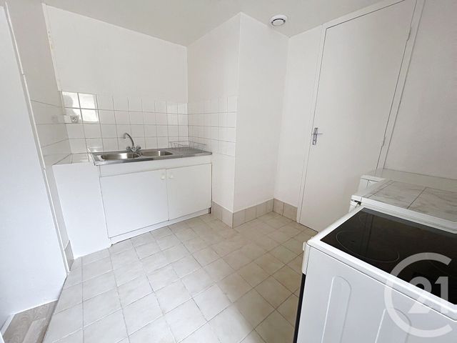 Appartement F1 &agrave; louer - 1 pi&egrave;ce - 34,20 m2 - Troyes - 10 - CHAMPAGNE-ARDENNE