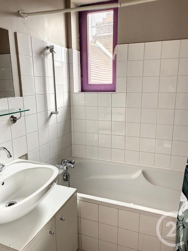 Appartement F1 &agrave; louer - 2 pi&egrave;ces - 35,20 m2 - Troyes - 10 - CHAMPAGNE-ARDENNE
