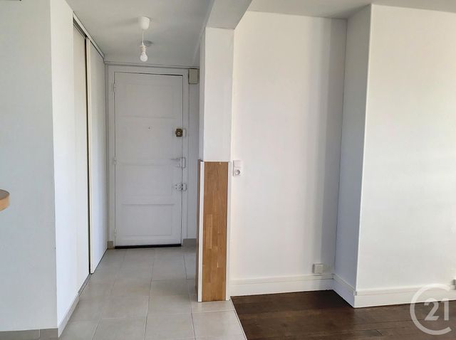 Appartement T3 &agrave; louer - 3 pi&egrave;ces - 55,43 m2 - Troyes - 10 - CHAMPAGNE-ARDENNE