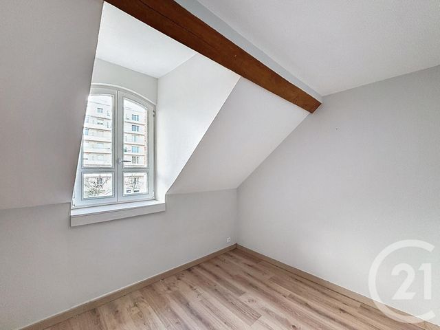 Appartement F4 &agrave; louer - 4 pi&egrave;ces - 76,26 m2 - Troyes - 10 - CHAMPAGNE-ARDENNE