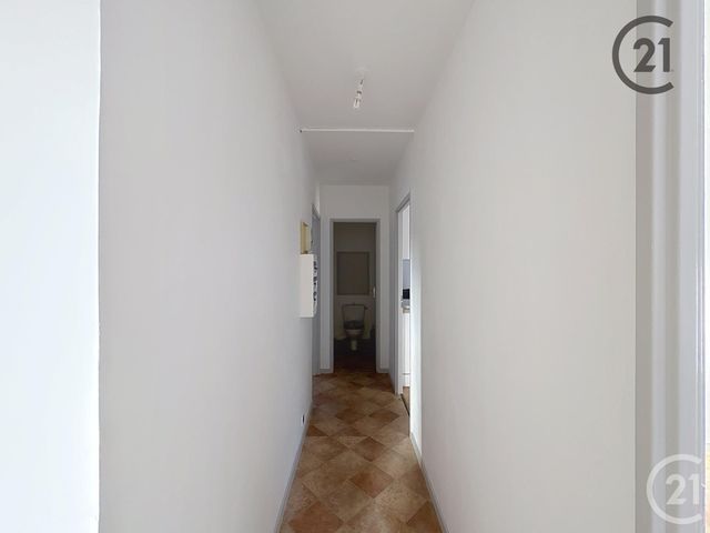 Appartement T3 à louer - 3 pièces - 67 m2 - St Andre Les Vergers - 10 - CHAMPAGNE-ARDENNE