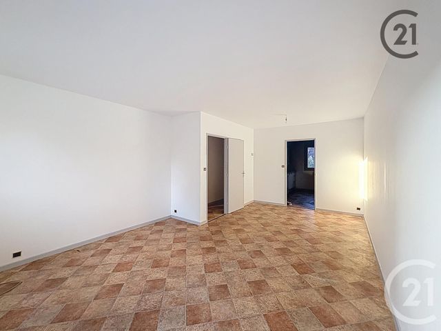 Appartement T3 à louer - 3 pièces - 67 m2 - St Andre Les Vergers - 10 - CHAMPAGNE-ARDENNE