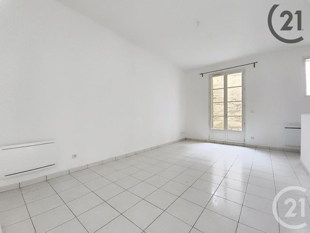 Appartement T1 à louer - 1 pièce - 31 m2 - Troyes - 10 - CHAMPAGNE-ARDENNE