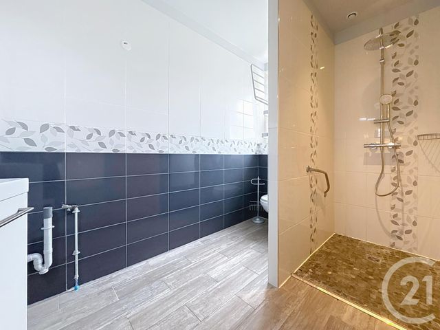 Maison &agrave; vendre - 6 pi&egrave;ces - 194 m2 - La Chapelle St Luc - 10 - CHAMPAGNE-ARDENNE