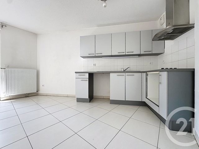 Appartement F3 à louer - 3 pièces - 66,20 m2 - Troyes - 10 - CHAMPAGNE-ARDENNE