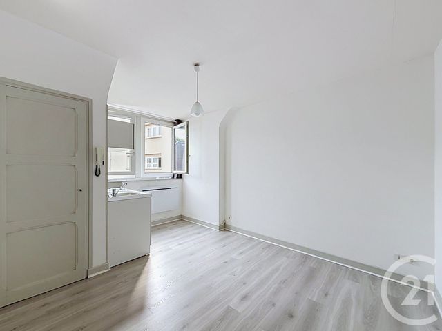 Appartement Studio &agrave; louer - 1 pi&egrave;ce - 18 m2 - Troyes - 10 - CHAMPAGNE-ARDENNE