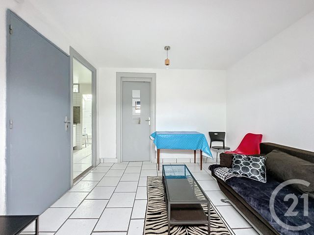 Appartement T2 &agrave; louer - 2 pi&egrave;ces - 24,90 m2 - Troyes - 10 - CHAMPAGNE-ARDENNE