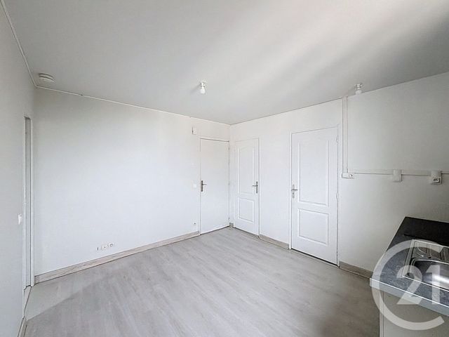 Appartement &agrave; louer - 2 pi&egrave;ces - 24 m2 - Troyes - 10 - CHAMPAGNE-ARDENNE