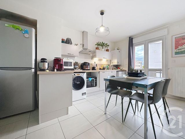 Appartement à vendre - 3 pièces - 61,76 m2 - Troyes - 10 - CHAMPAGNE-ARDENNE