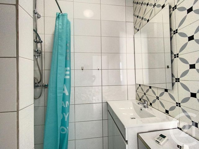 Appartement &agrave; louer - 2 pi&egrave;ces - 41,10 m2 - Troyes - 10 - CHAMPAGNE-ARDENNE