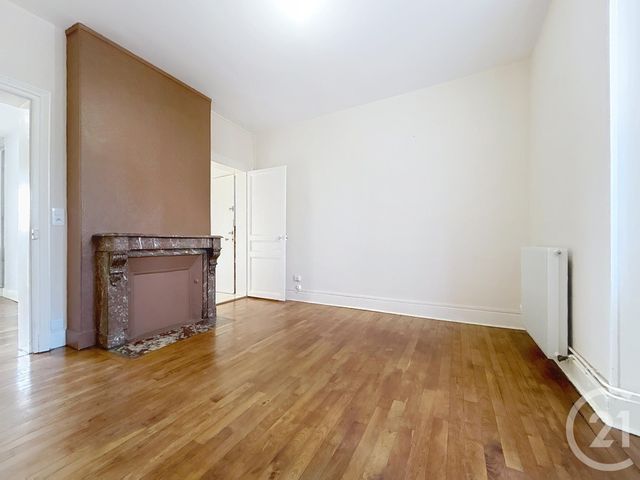 Appartement à louer - 2 pièces - 47 m2 - La Chapelle St Luc - 10 - CHAMPAGNE-ARDENNE