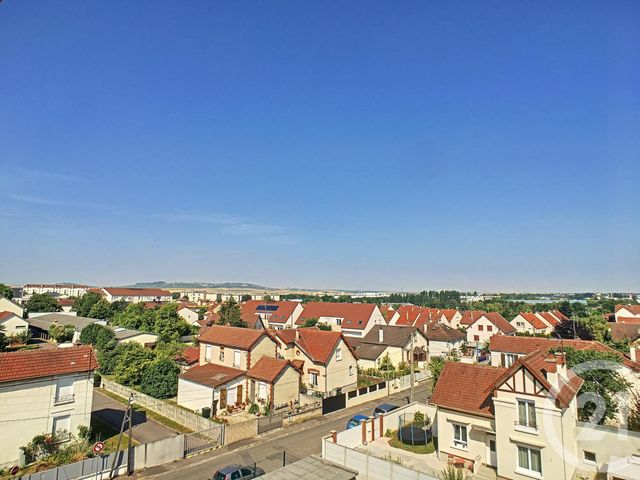Appartement &agrave; vendre - 3 pi&egrave;ces - 62 m2 - La Chapelle St Luc - 10 - CHAMPAGNE-ARDENNE