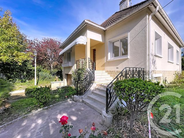 Maison à vendre - 5 pièces - 109,98 m2 - St Andre Les Vergers - 10 - CHAMPAGNE-ARDENNE