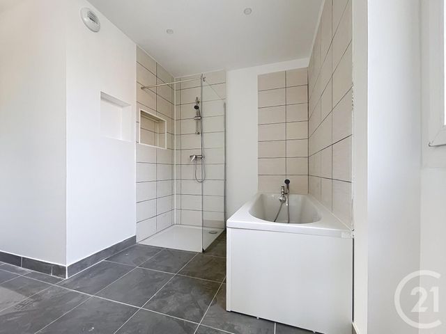 Maison à vendre - 5 pièces - 109,98 m2 - St Andre Les Vergers - 10 - CHAMPAGNE-ARDENNE