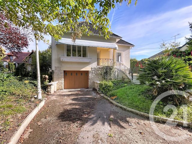 Maison à vendre - 5 pièces - 109,98 m2 - St Andre Les Vergers - 10 - CHAMPAGNE-ARDENNE