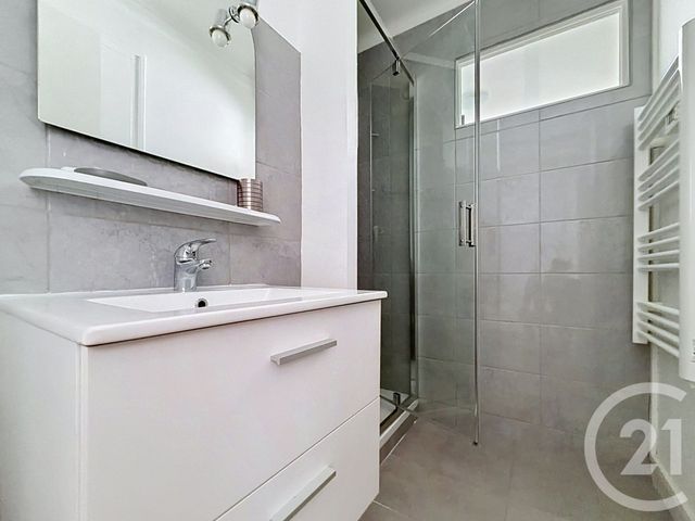 Appartement F3 &agrave; louer - 3 pi&egrave;ces - 48,50 m2 - Troyes - 10 - CHAMPAGNE-ARDENNE