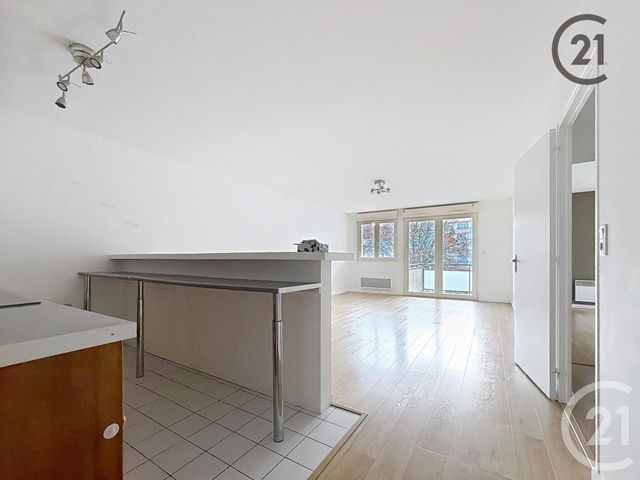 Appartement F3 à louer - 3 pièces - 73,40 m2 - Troyes - 10 - CHAMPAGNE-ARDENNE