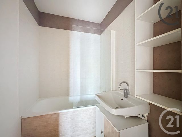 Appartement T2 à vendre - 2 pièces - 48,97 m2 - Troyes - 10 - CHAMPAGNE-ARDENNE