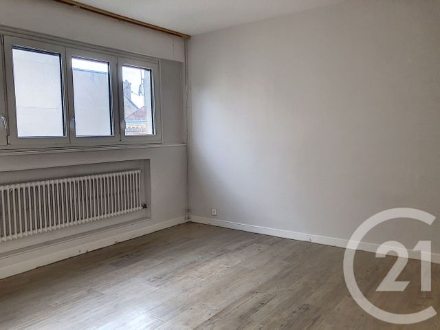 Appartement F6 &agrave; louer - 6 pi&egrave;ces - 163 m2 - Troyes - 10 - CHAMPAGNE-ARDENNE