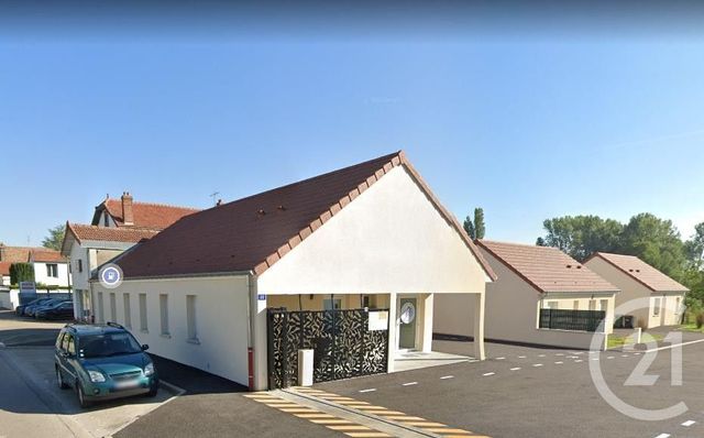 Appartement Local à louer - 3 pièces - 99 m2 - La Chapelle St Luc - 10 - CHAMPAGNE-ARDENNE