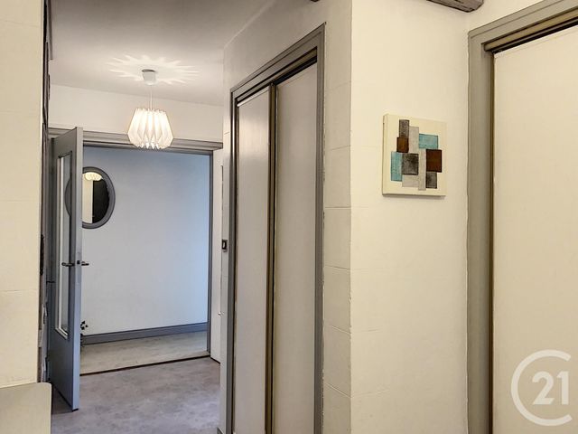 Appartement T4 &agrave; louer - 4 pi&egrave;ces - 78,35 m2 - Troyes - 10 - CHAMPAGNE-ARDENNE