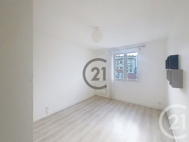 Appartement T3 &agrave; louer - 3 pi&egrave;ces - 78,35 m2 - Troyes - 10 - CHAMPAGNE-ARDENNE