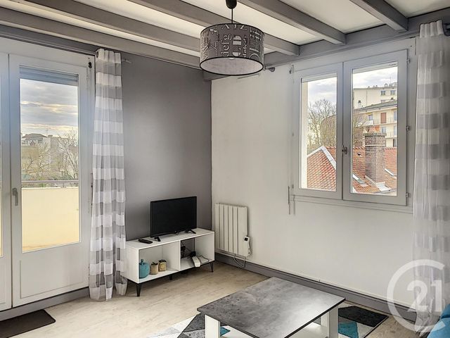 Appartement T4 &agrave; louer - 4 pi&egrave;ces - 78,35 m2 - Troyes - 10 - CHAMPAGNE-ARDENNE