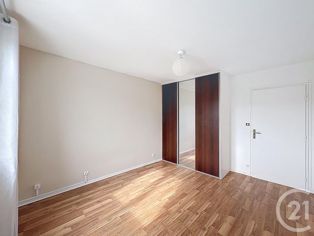 Appartement T3 &agrave; louer - 3 pi&egrave;ces - 78,35 m2 - Troyes - 10 - CHAMPAGNE-ARDENNE