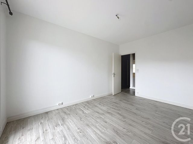 Appartement F4 &agrave; louer - 4 pi&egrave;ces - 101,52 m2 - Troyes - 10 - CHAMPAGNE-ARDENNE
