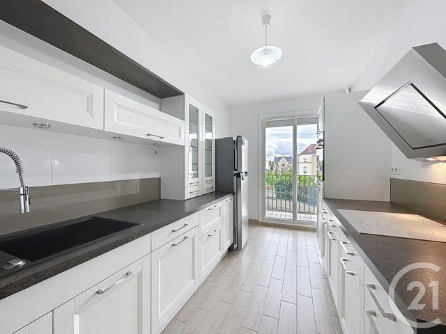 Appartement F4 &agrave; louer - 4 pi&egrave;ces - 101,52 m2 - Troyes - 10 - CHAMPAGNE-ARDENNE