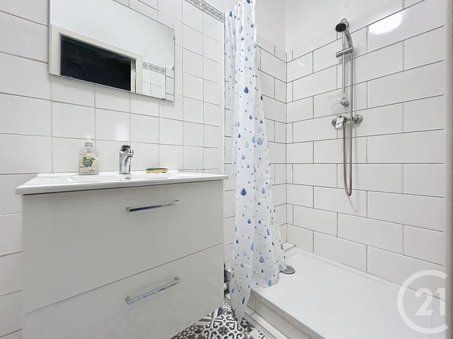 Appartement Studio &agrave; louer - 1 pi&egrave;ce - 31,95 m2 - Troyes - 10 - CHAMPAGNE-ARDENNE