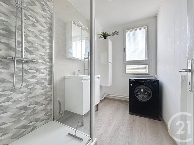 Appartement F4 &agrave; vendre - 4 pi&egrave;ces - 75 m2 - St Andre Les Vergers - 10 - CHAMPAGNE-ARDENNE