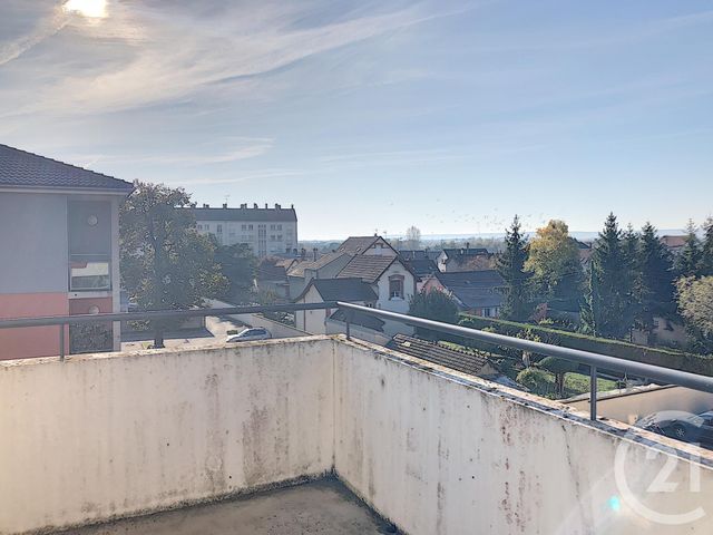 Appartement F3 &agrave; louer - 3 pi&egrave;ces - 65,10 m2 - Ste Savine - 10 - CHAMPAGNE-ARDENNE